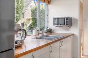 Photo 11- click for photo gallery